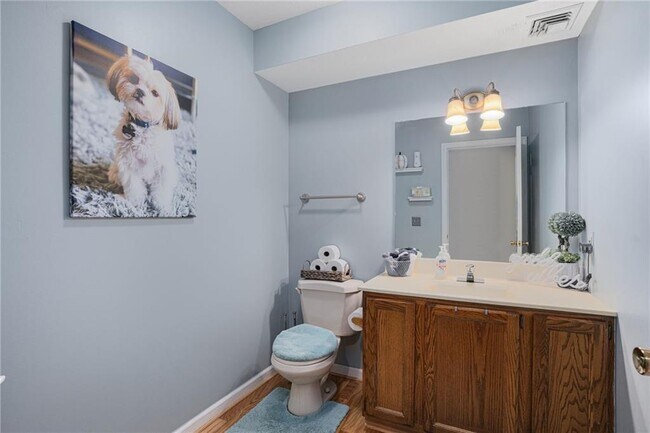 Building Photo - 3524 W Shore Rd