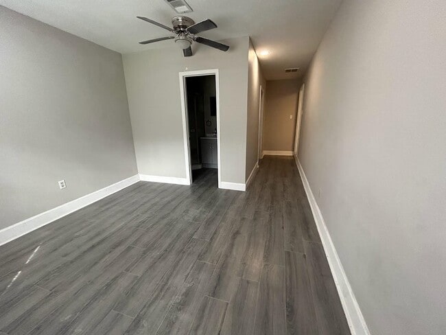 Building Photo - 8407 Lenova Ln