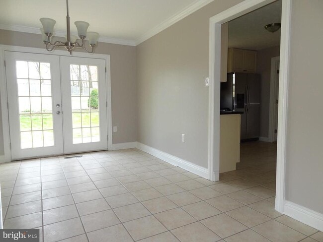 Building Photo - 2271 Dairy Farm Rd