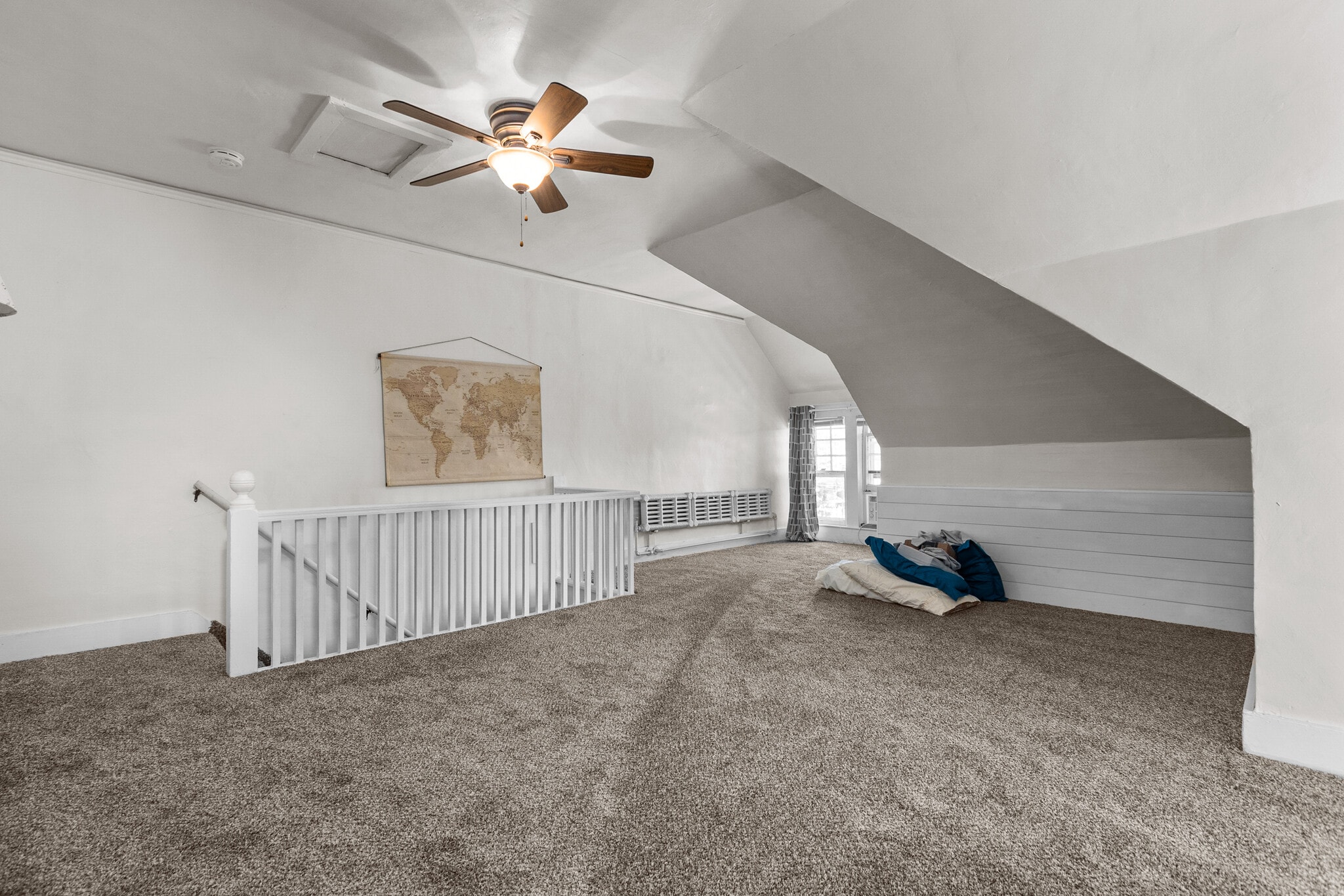 Building Photo - 601 S Walnut St