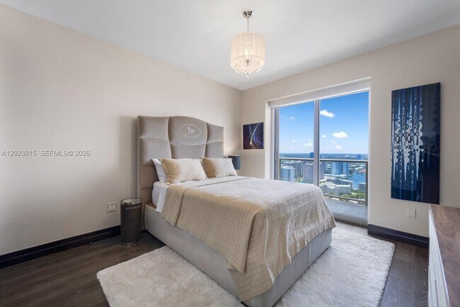 Building Photo - 17749 Collins Ave