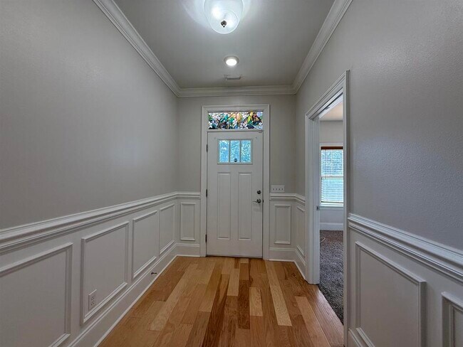 Building Photo - 855 Avery Park Dr