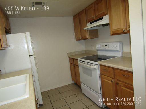 Building Photo - 455 W Kelso St