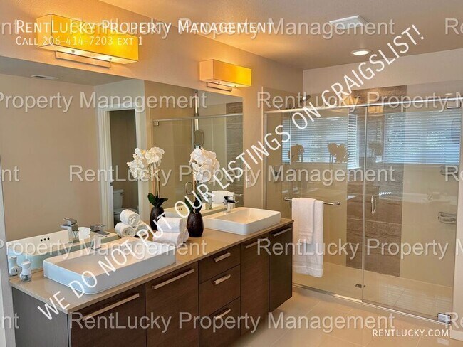 Building Photo - 34601 56th Ct S