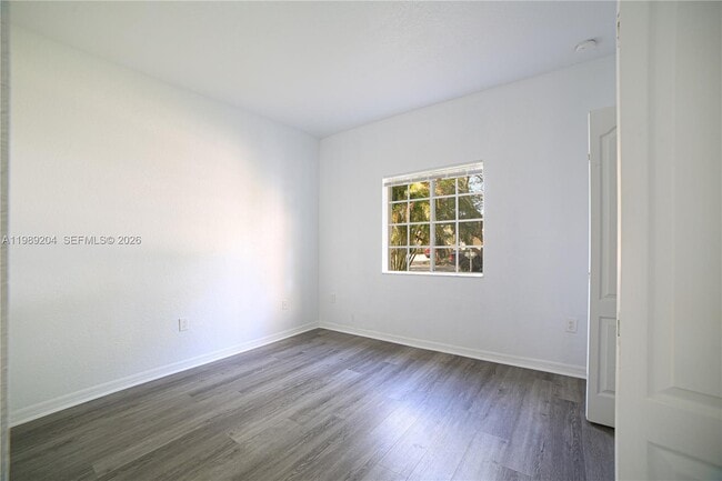 Building Photo - 10270 SW 225th Ln