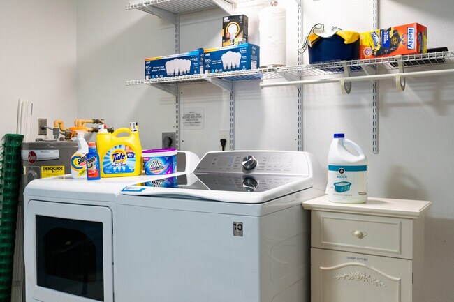 Building Photo - 149 Beachcomber St