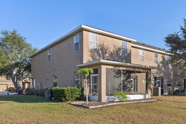 Building Photo - 12805 Avelar Manor Pl
