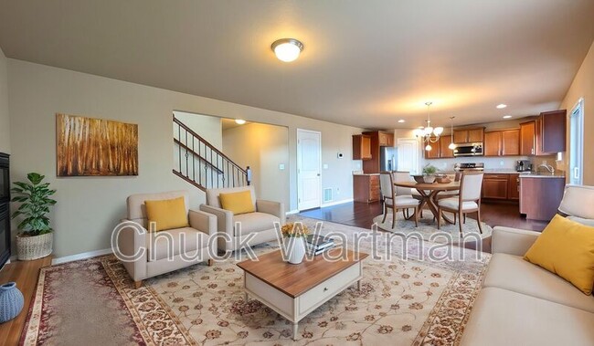 Building Photo - 6767 Sandyford Lane