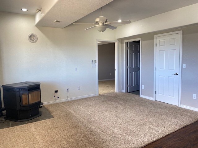 Building Photo - 470 Sheep Ridge Rd