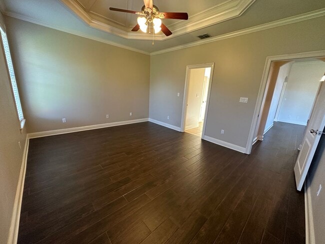 Building Photo - Gorgeous 3 Bedroom Home in North Bossier