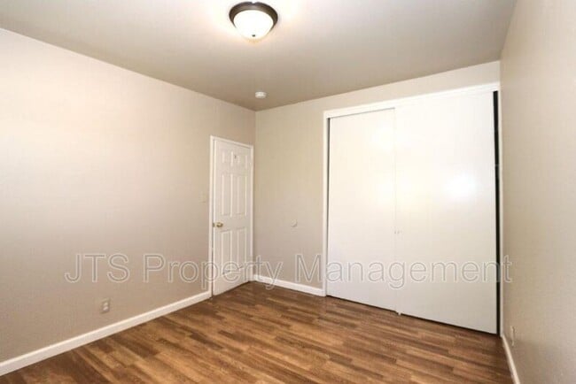 Building Photo - 2310 Kenworthy Way