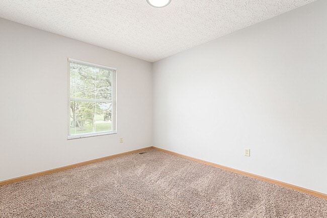 Building Photo - 500 Harrington Dr