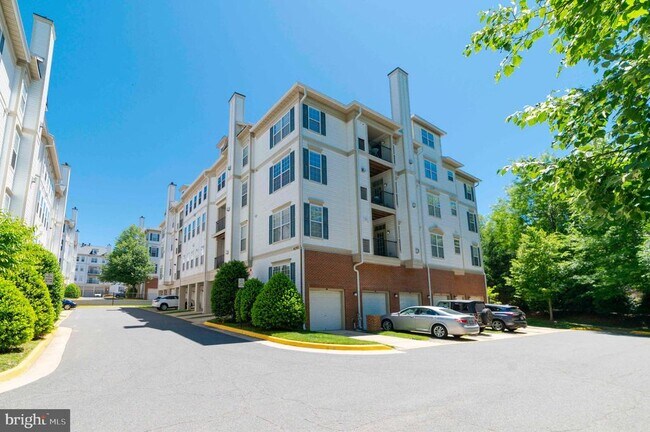 Building Photo - 4191 Lochleven Tr