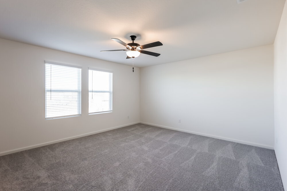 Building Photo - 5713 Texas Palm Dr