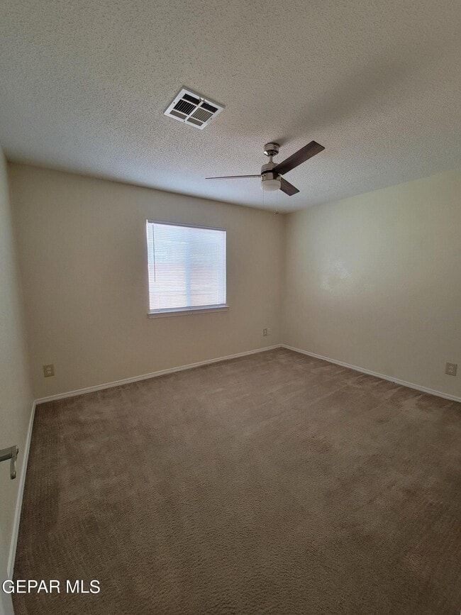 Building Photo - 14044 Peter Noyes Dr