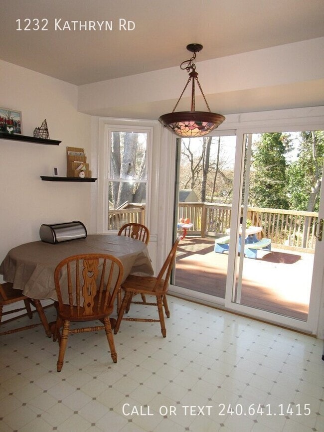 Building Photo - 1232 Kathryn Rd