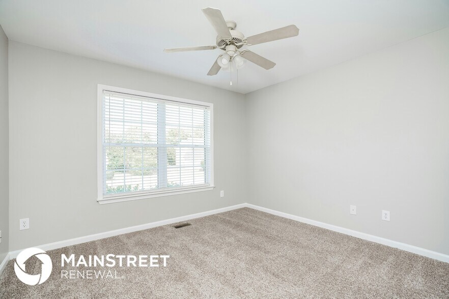 Building Photo - 1706 Shetland Ln