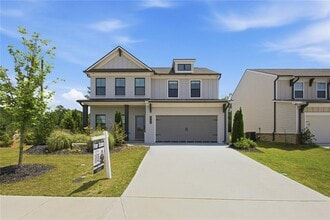 Building Photo - 2700 Westgate Park Dr