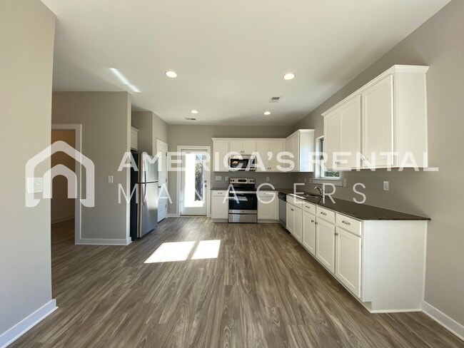 Building Photo - Home for Rent in Lincoln, AL!