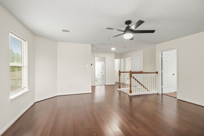 Building Photo - 255 Silky Leaf Dr