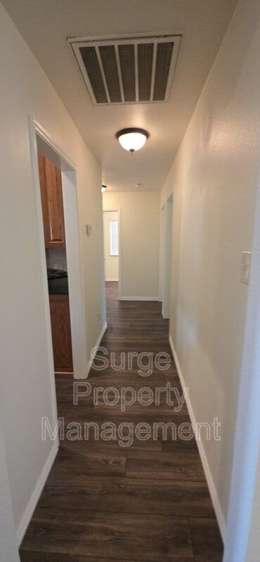 Building Photo - 629 Dorchester Dr