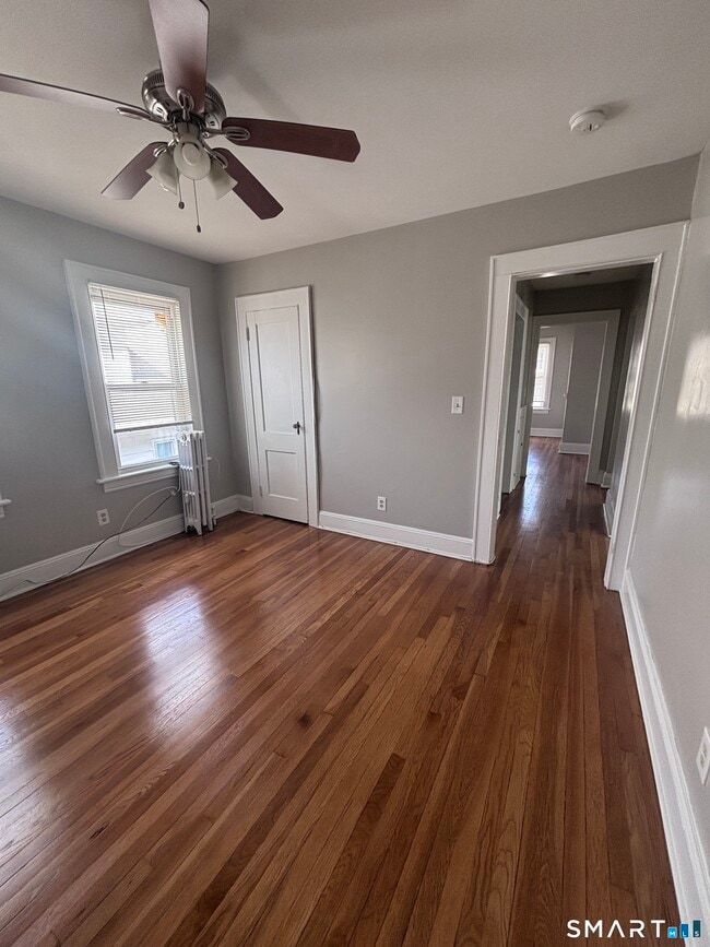 Building Photo - 624 Bishop Ave