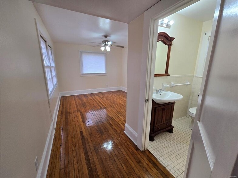 Building Photo - 2026 Bullard St