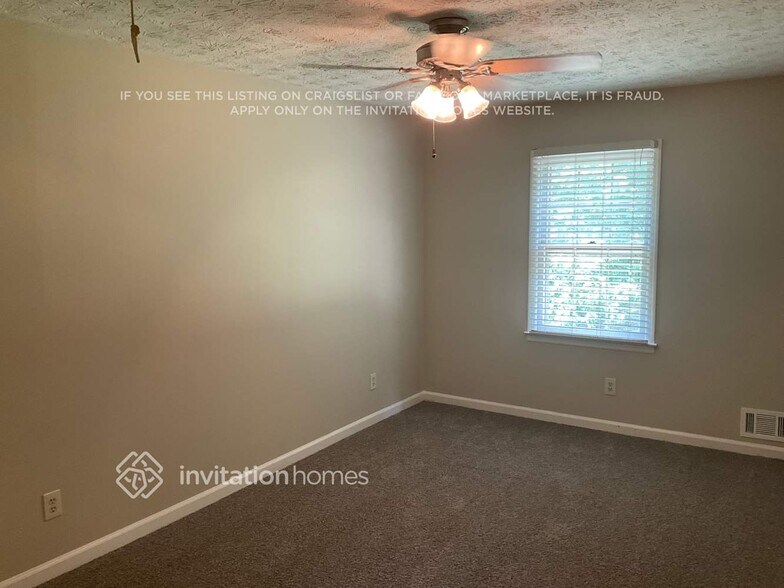 Building Photo - 2433 Westland Way