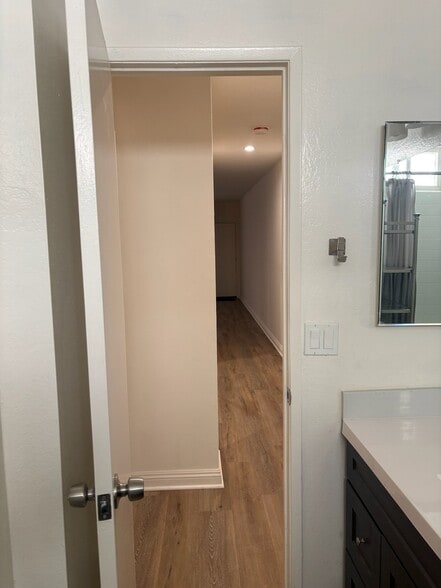 Building Photo - 4753 Kester Ave