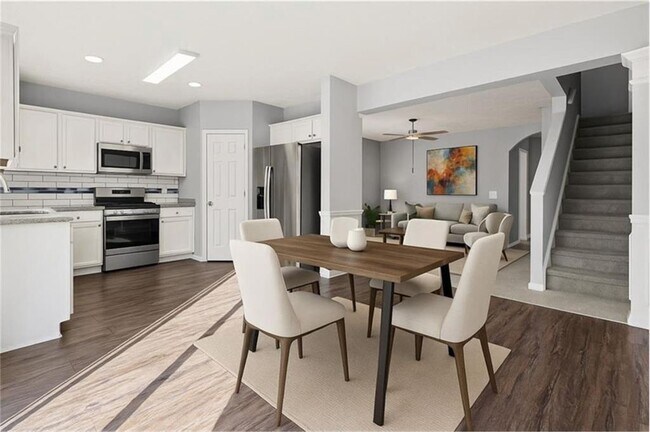 Building Photo - 1332 Adcox Square