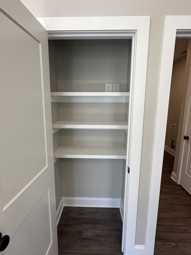 Building Photo - 205 Cunningham Dr