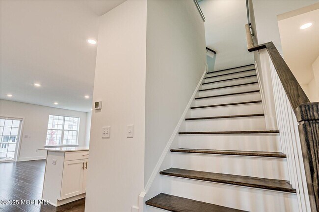 Building Photo - 2206 Pilot St