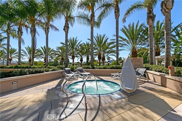 Building Photo - 5042 Scholarship