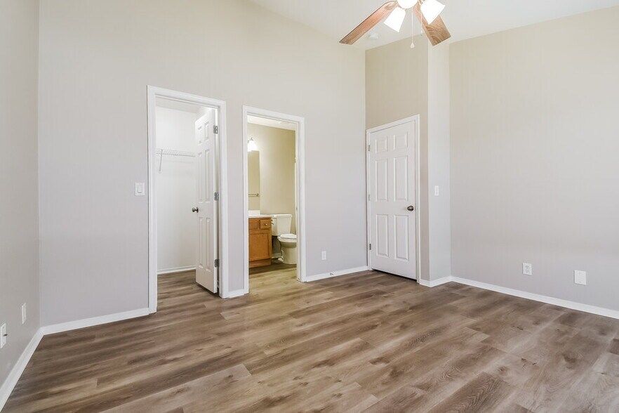 Building Photo - 3406 Luge Ln