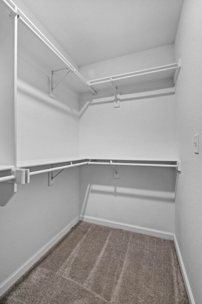 Building Photo - 4-Bed Home in West Fayetteville | Built 2021