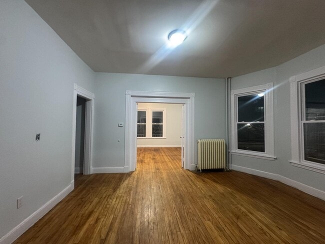 Building Photo - 65 Sargeant St