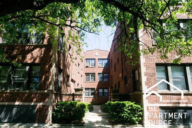 Building Photo - 3602 W Sunnyside Ave