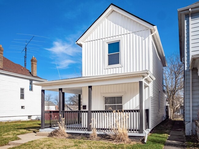 Building Photo - 522 Kelton Ave