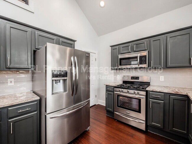 Building Photo - 451 S 22nd St