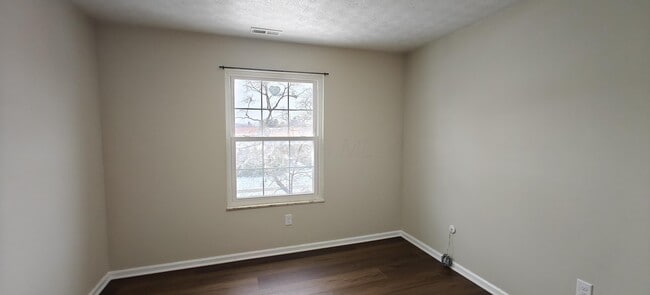Building Photo - 1540 Slade Ave