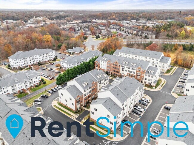 Building Photo - 7485 Brunson Cir