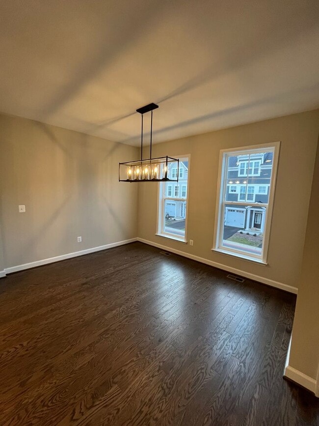 Building Photo - ***First Month Free*** Townhouse in Preston Lake