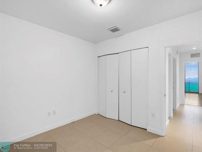 Building Photo - 7901 Hispanola Ave
