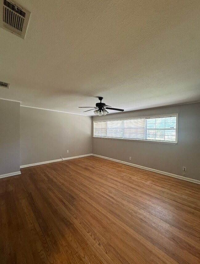 Building Photo - Rental Property