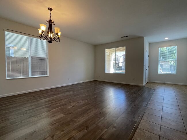 Building Photo - 9748 Collie Way