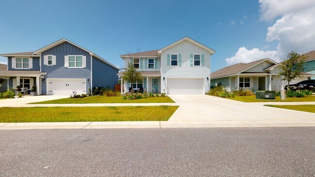 Primary Photo - Hammock Bay! 4 bed 2.5 bath home located i...