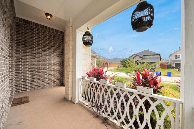 Building Photo - 211 Pleasant Hl Wy