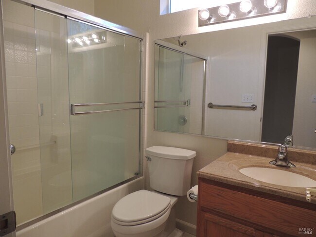 Building Photo - 265 Conway Dr