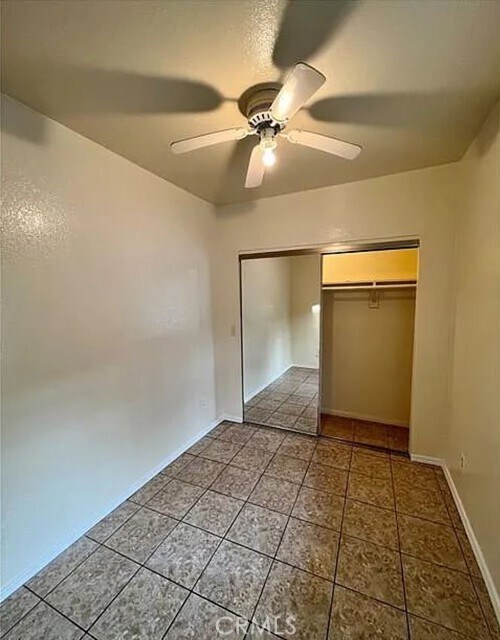 Building Photo - 1336 W 109th St