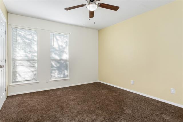 Building Photo - 5904 Sandhurst Ln